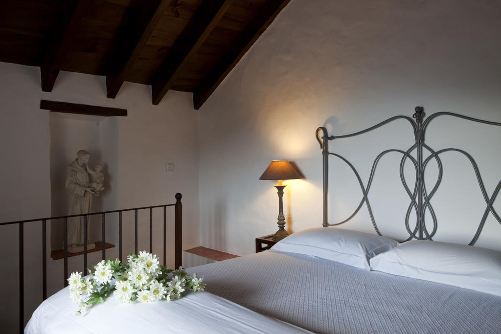 ホテルConvento Sao Saturnino コラレス 部屋 写真